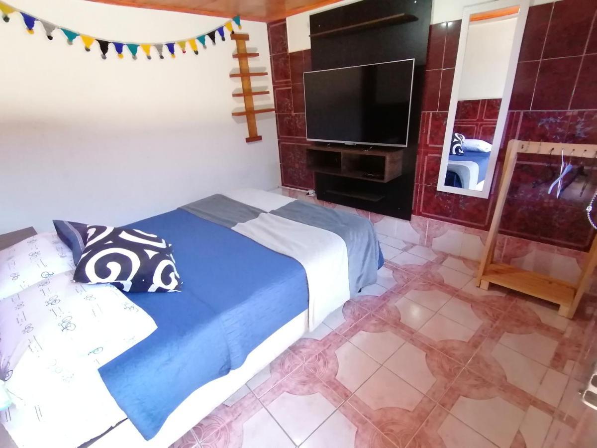 Hostal Playa Hermosa Pichilemu Eksteriør bilde